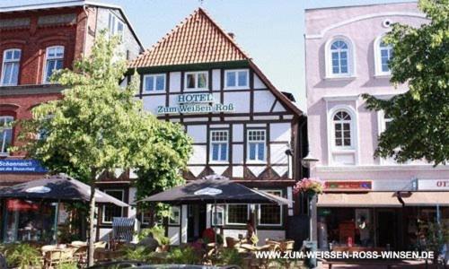 ווינזן Hotel Zum Weissen Ross מראה חיצוני תמונה