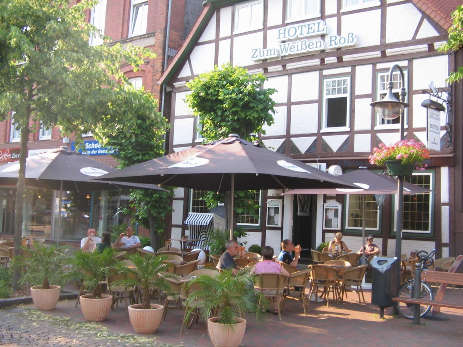 ווינזן Hotel Zum Weissen Ross מראה חיצוני תמונה